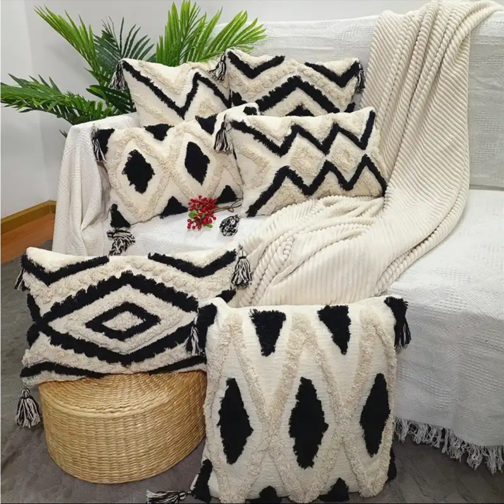 Boho Cushion Woven Tufted Accent Pillow Covers Decorative Chenille Luxury Decor